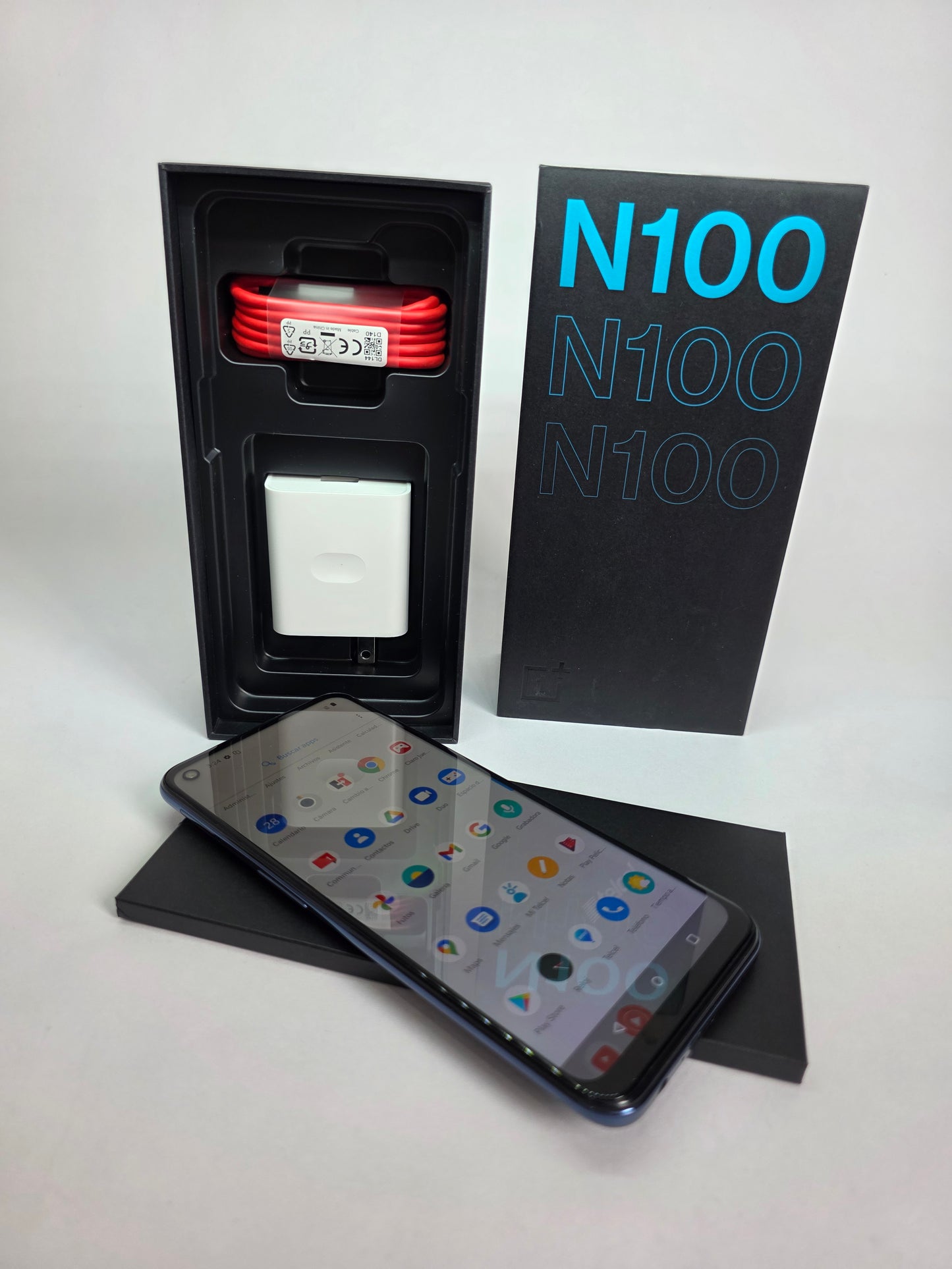 OnePlus N100 – Equipo de Exhibición | 64GB + Cargador Original